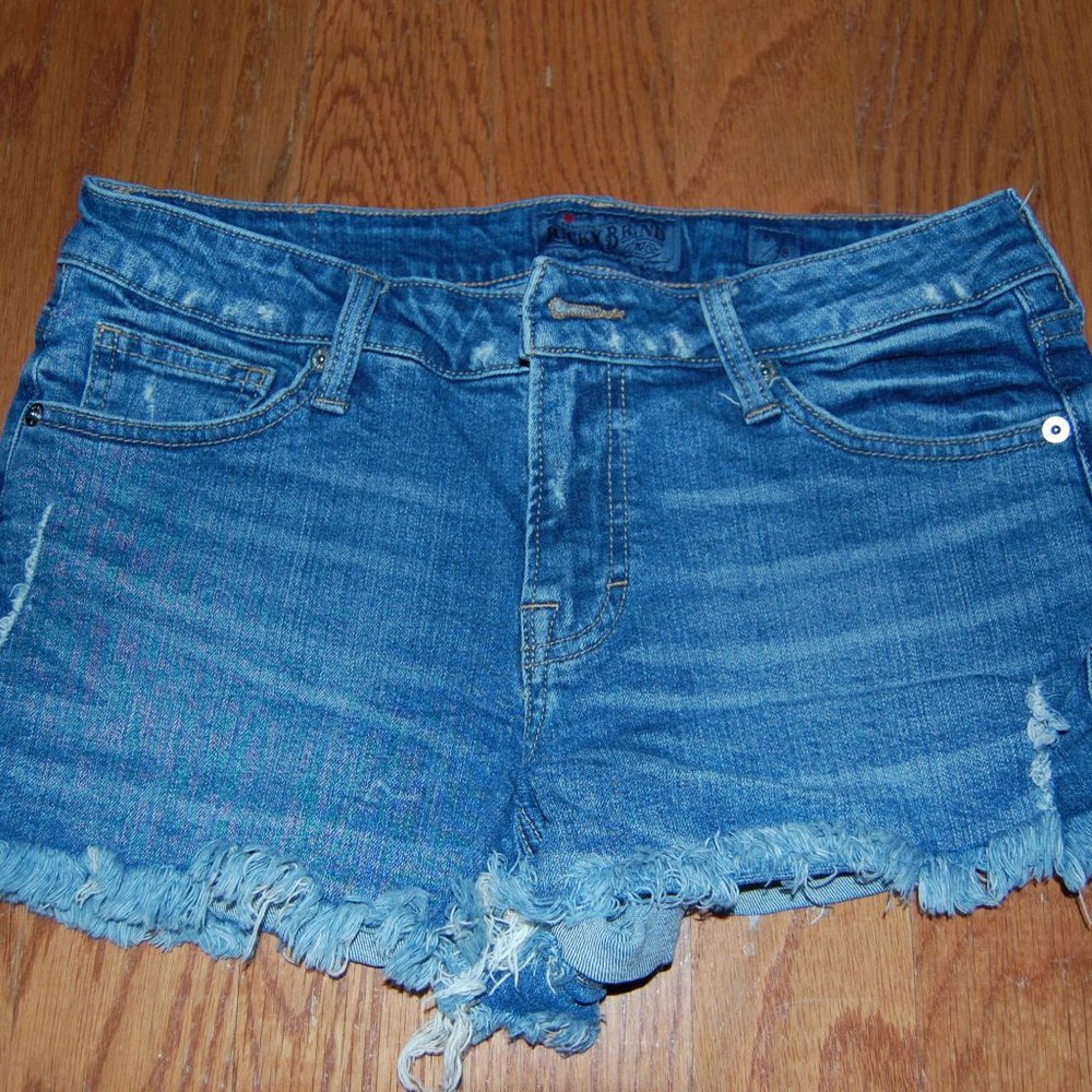 MULTIPLE SOLD SEPARATELY: Womens Jean shorts
